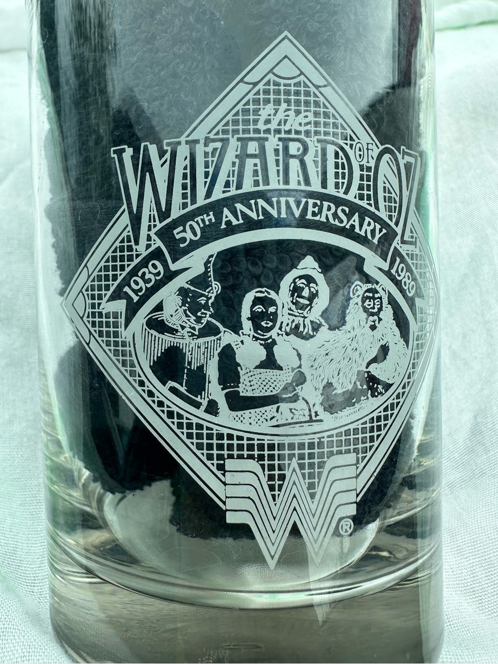 Whataburger Wizard of Oz clear glass cup 1 unit - Picture 9 of 10